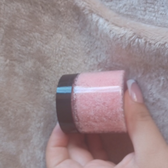 New release edible cotton candy lip scrub - Picture 3 of 3